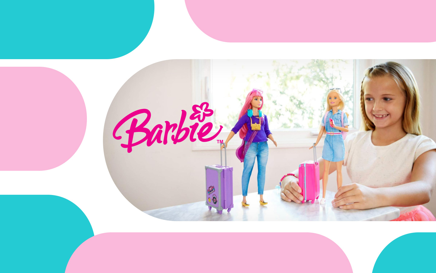 Barbie - Boneca Totally Hair com conjunto de jogo e cabeleireiro