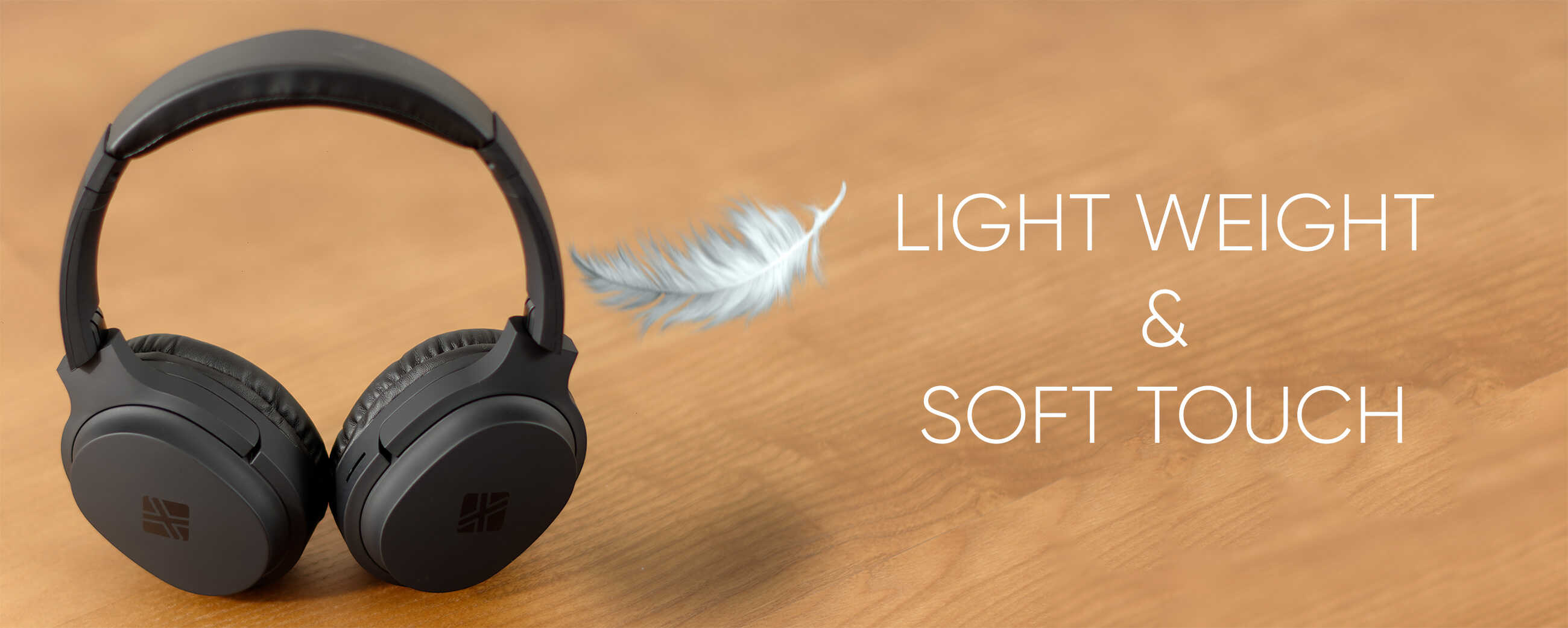 NEXT-Audiocom-x4-light-weight-headphones