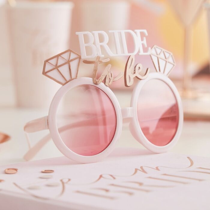 Óculos Bride to Be Diamante