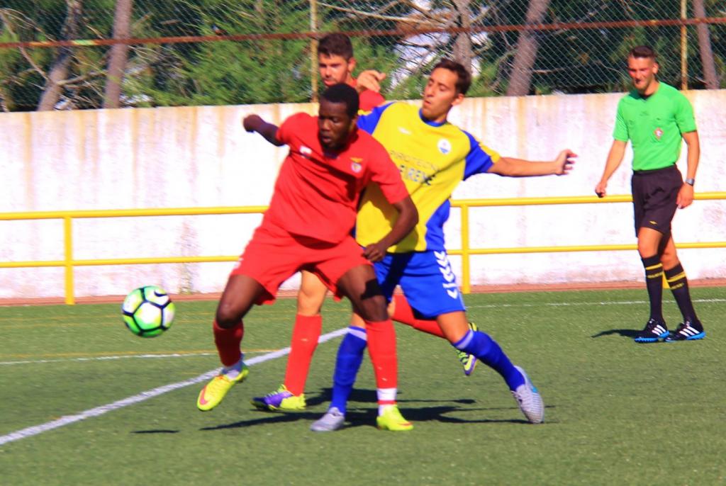 Futebol: BC Branco derrota Oleiros (2-1) e reforça o 2.º lugar