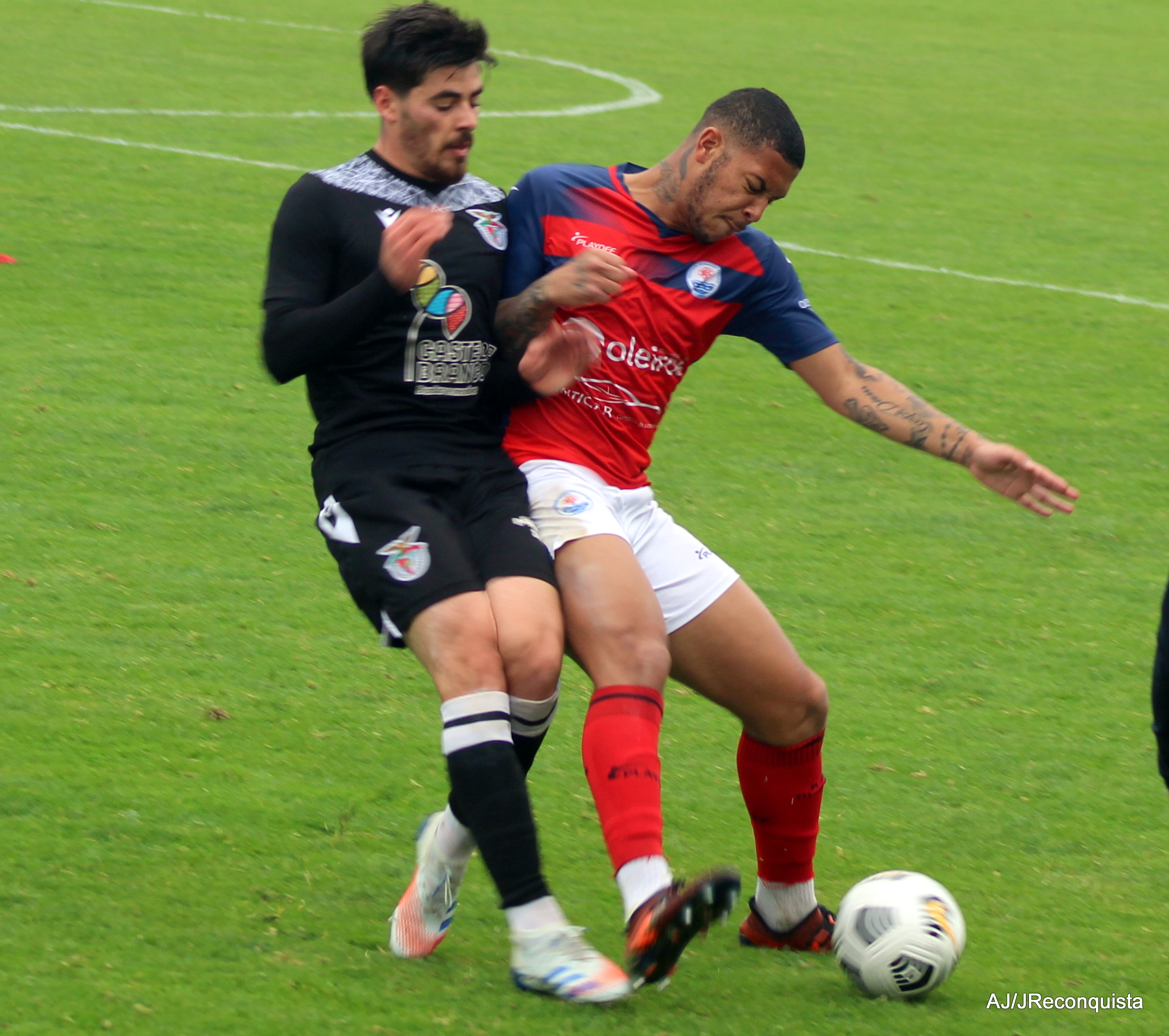 Futebol: BC Branco derrota Oleiros (2-1) e reforça o 2.º lugar