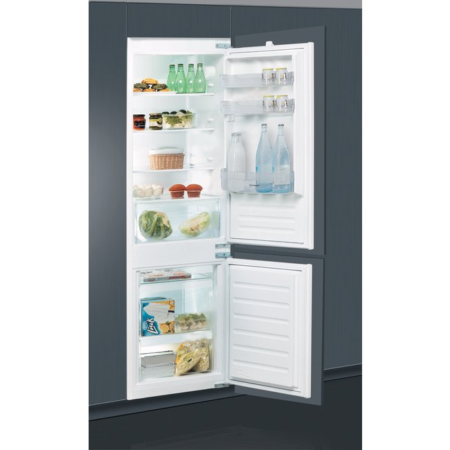 Indesit B 18 A1 D/I 1 frigorífico e congelador Embutido