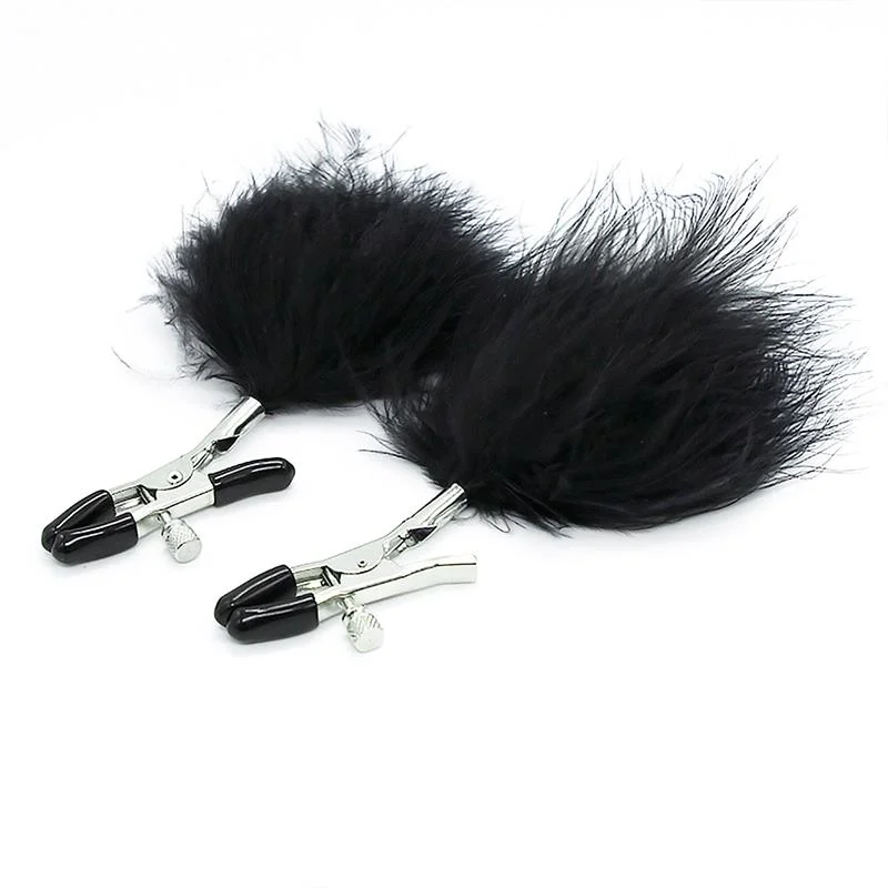 Clips para mamilos com pompom preto para cabelo comprido