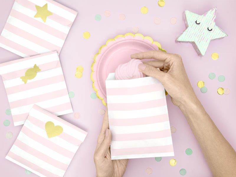 6 Striped Paper Bags - Baby Pink and White PartyDeco