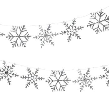 Snowflakes Wreath GingerRay