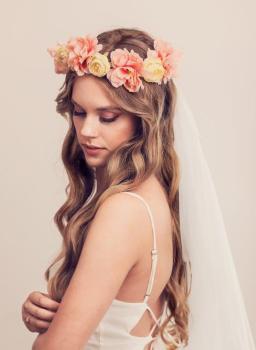 Flower Crown with Veil PartyDeco
